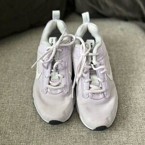 Nike AirMax, lilac and white size 5.5